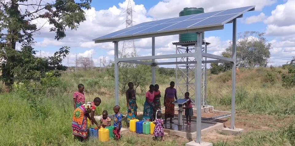 Kiwanja community borehole solarization with World Vision